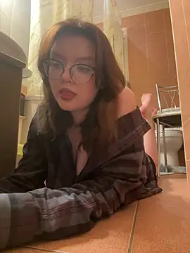 TrishaMoons Live XXX-Chat