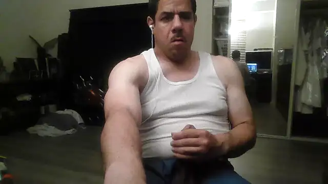 Вебкам-шоу toosexy4myshirt