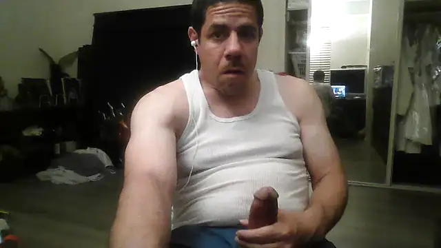 toosexy4myshirt webcam show