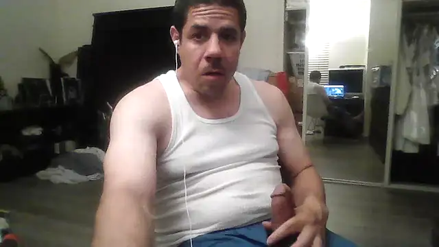 toosexy4myshirt: διαδικτυακό σόου στην κάμερα