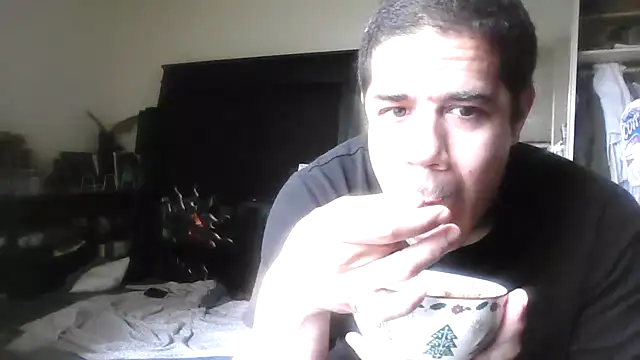 toosexy4myshirt's Webcam Show