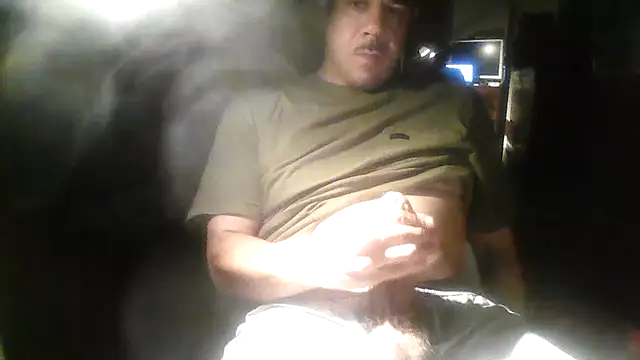 toosexy4myshirt's Webcam Show