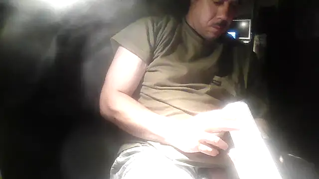 toosexy4myshirt's Webcam Show