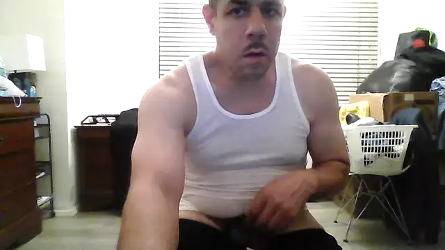 toosexy4myshirt: διαδικτυακό σόου στην κάμερα