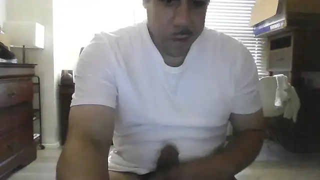 toosexy4myshirt's Webcam Show