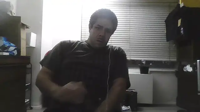 toosexy4myshirt's Webcam Show