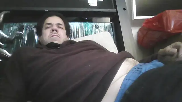 toosexy4myshirt Show in webcam