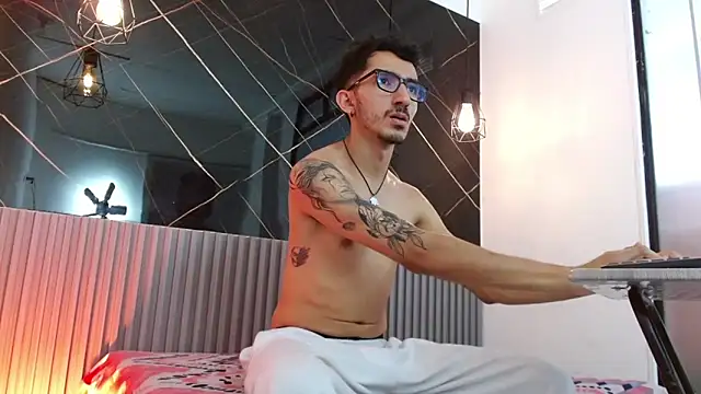DylanAnderson1 webkamerás műsora