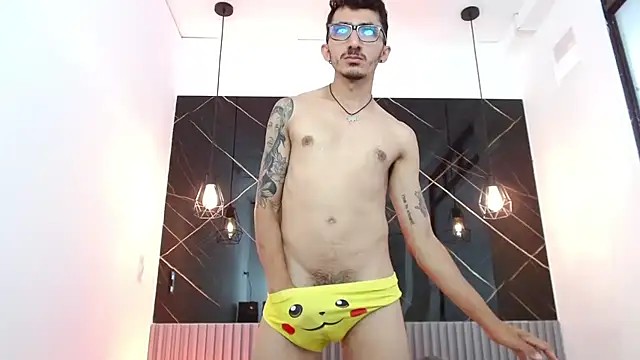 Pokazy przed kamerką – DylanAnderson1