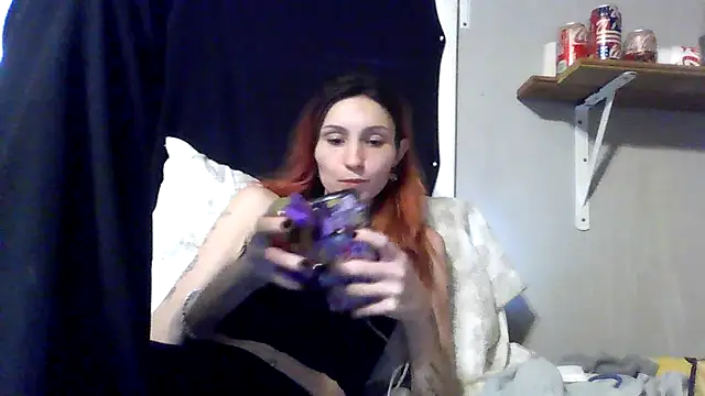 mistresskitty_magic's Webcam Show