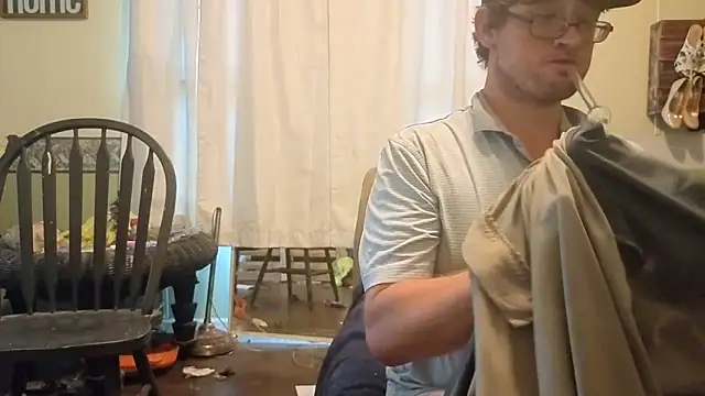 butttslut's Webcam Show