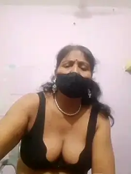 YAMUNA_033 Webcam show