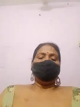 YAMUNA_033 在線直播表演