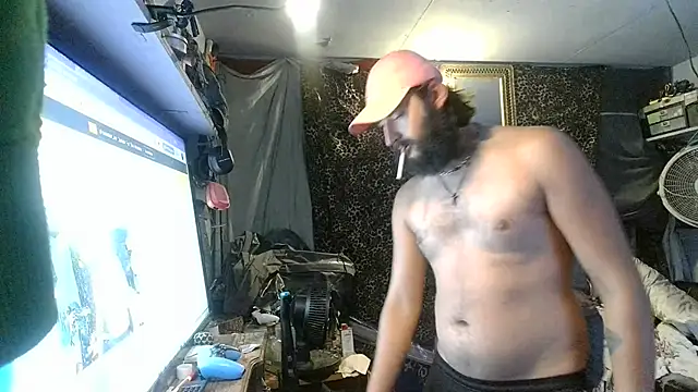 CrowdedAmbrosia8 – webcam-show