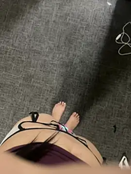 Noimpty-live Pertunjukan Webcam