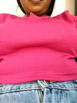 Angel_kavya_ élő XXX-chatje