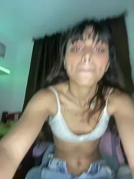 freya_sama2 Show in webcam