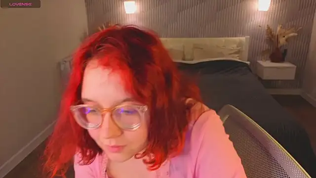 Aleks-casterrr Adlı Modelin Canlı XXX Sohbeti