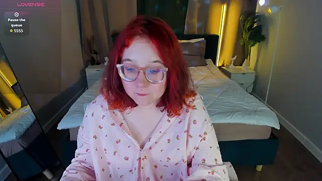 Aleks-casterrr's Live XXX Chat