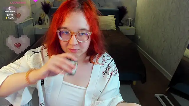 Chatroom XXX en direct de Aleks-casterrr
