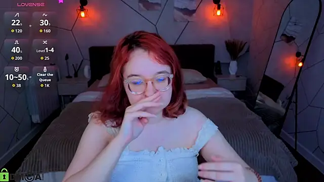 Aleks-casterrr's Live XXX Chat