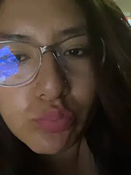DirtyCerezitan Webbikameraesitys