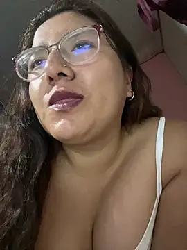 DirtyCerezita's Live XXX Chat