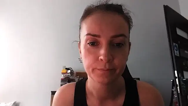 Show modela JenniferAlone na web-kameri