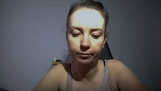 JenniferAlone's Live XXX Chat