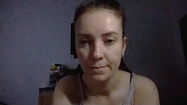 JenniferAlone's Live XXX Chat