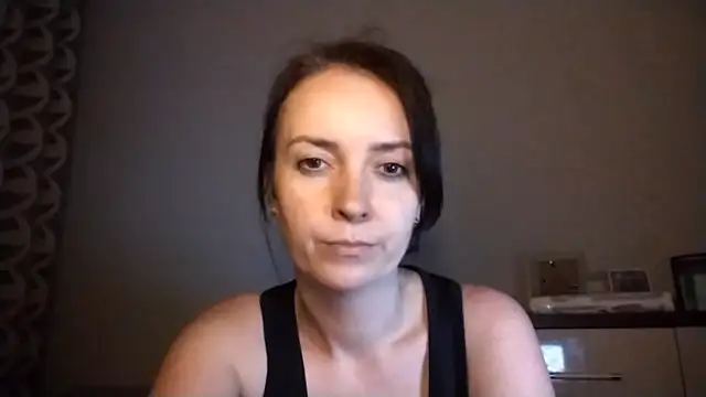 Czat XXX na żywo – JenniferAlone
