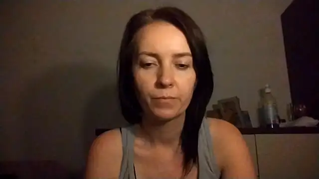 JenniferAlone 现场XXX聊天
