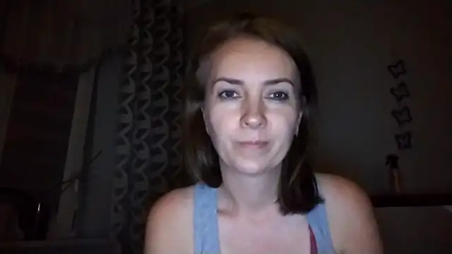 JenniferAlone: δωμάτιο απευθείας συνομιλίας