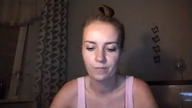 Chat XXX en directo de JenniferAlone