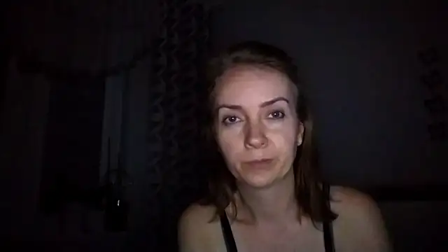 JenniferAlone Chat XXX in diretta