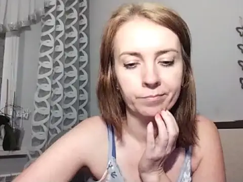 JenniferAlone's Live XXX Chat