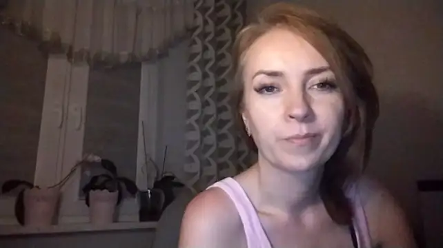 JenniferAlone élő XXX-chatje