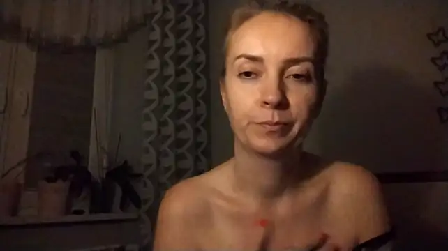 JenniferAlone live XXX chat