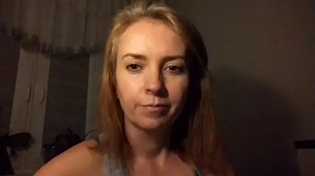 JenniferAlone's Live XXX Chat