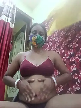 Simi-hot-boudi Adlı Modelin Web Kamerası Şovu