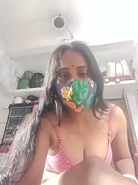 Simi-hot-boudi Adlı Modelin Web Kamerası Şovu