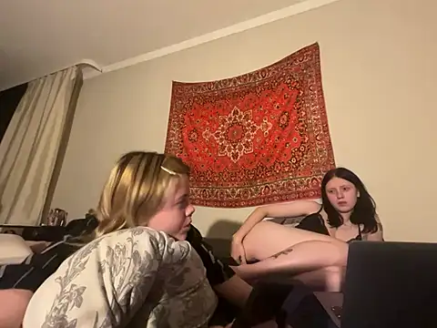 Catherine19Hunt Show Webcam