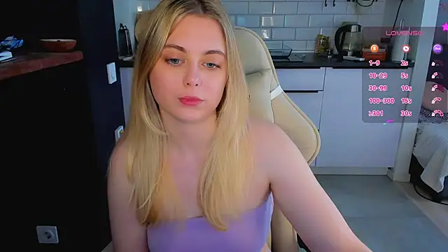 blonde_kellyy – Naživo XXX chat