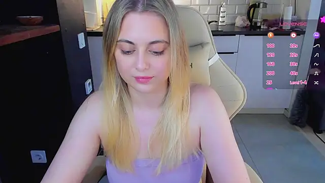 blonde_kellyy Adlı Modelin Canlı XXX Sohbeti
