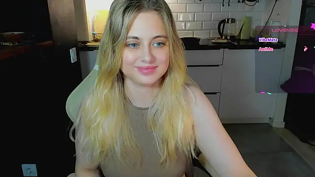 blonde_kellyy's Live XXX Chat