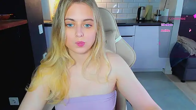 blonde_kellyy – Live XXX-chat