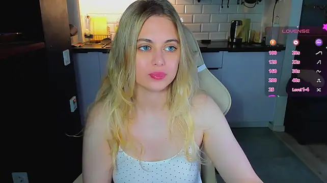 blonde_kellyy 라이브 XXX 채팅