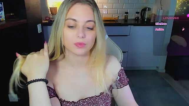 Chatroom XXX en direct de blonde_kellyy