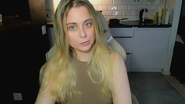 blonde_kellyy 라이브 XXX 채팅