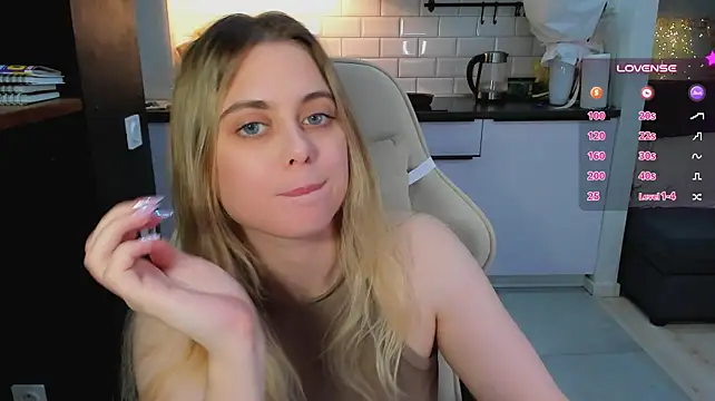 blonde_kellyy Webcam-Show